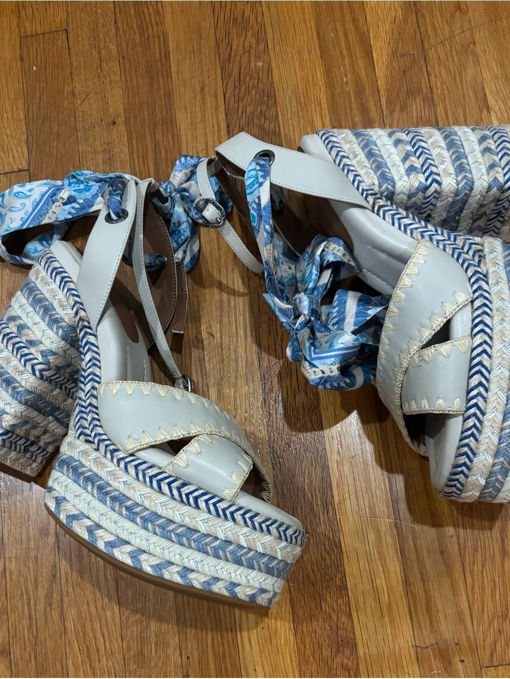 EUC Kurt Geiger London Chelsea Scarf Platform Sandals(blue/bone) Size 41/10